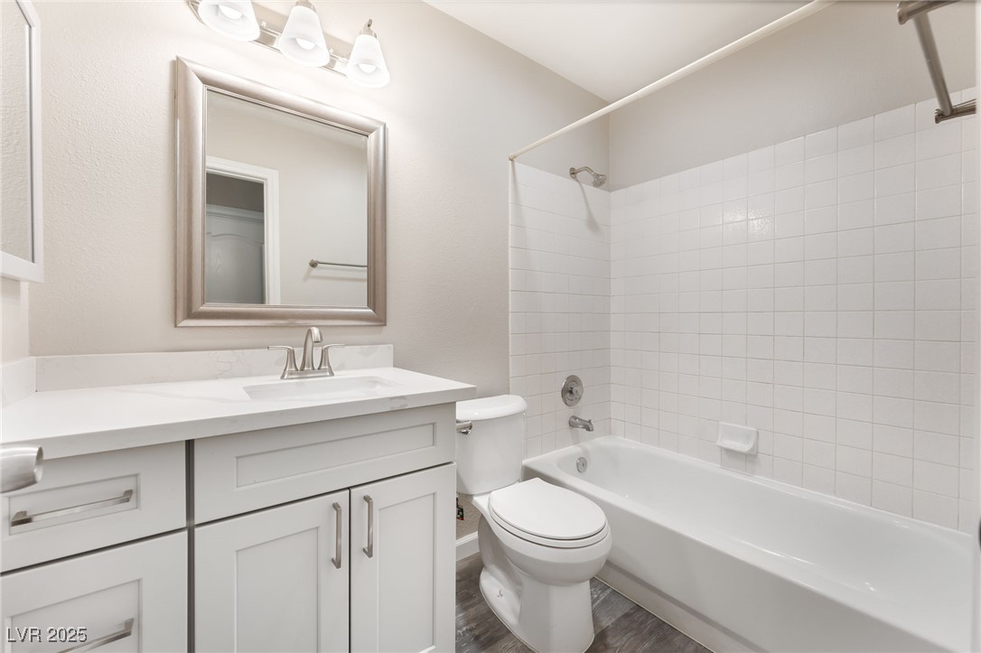1854 Oak Bluffs Avenue Property Photo 34