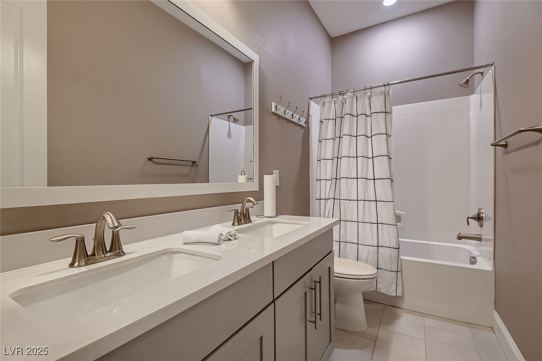 11831 Saverio Avenue Property Photo 23