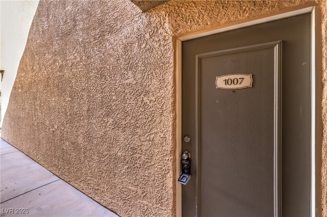 3151 Soaring Gulls Drive 1007 Property Photo 2