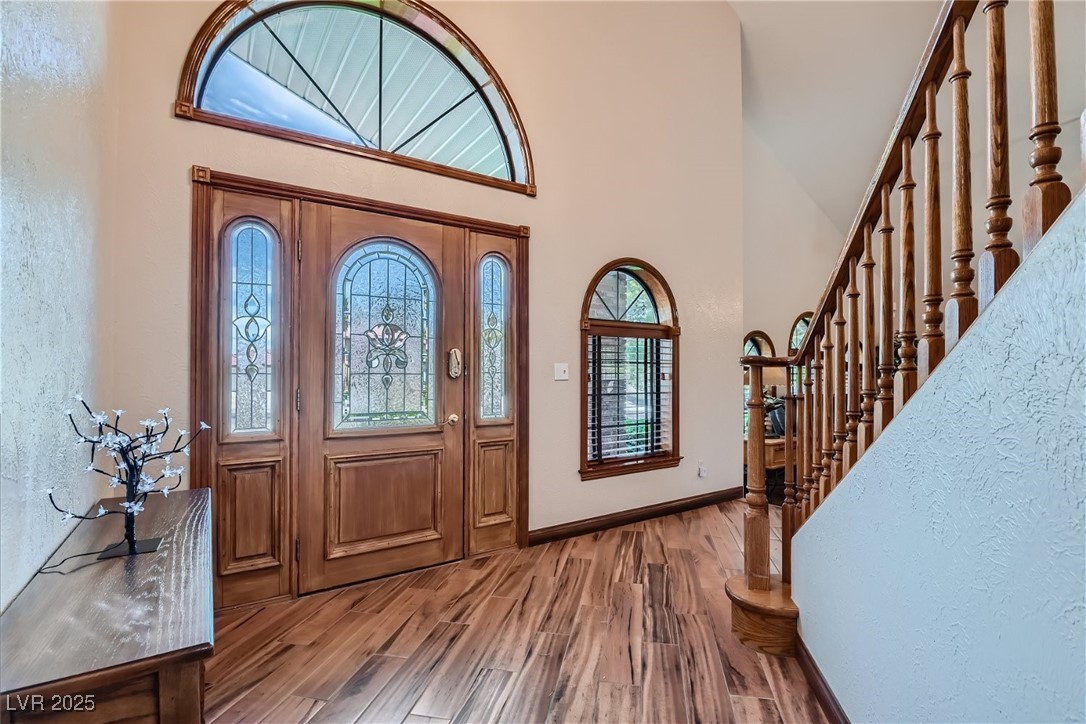4075 East Oquendo Road Property Photo 4