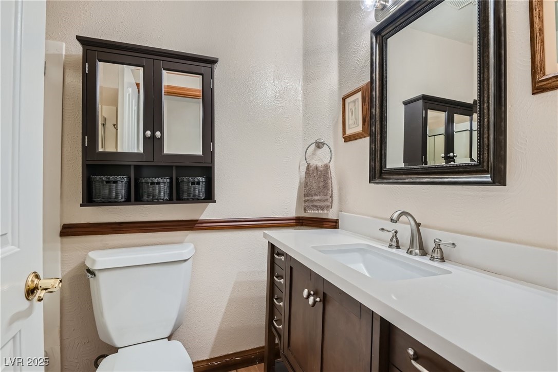4075 East Oquendo Road Property Photo 25