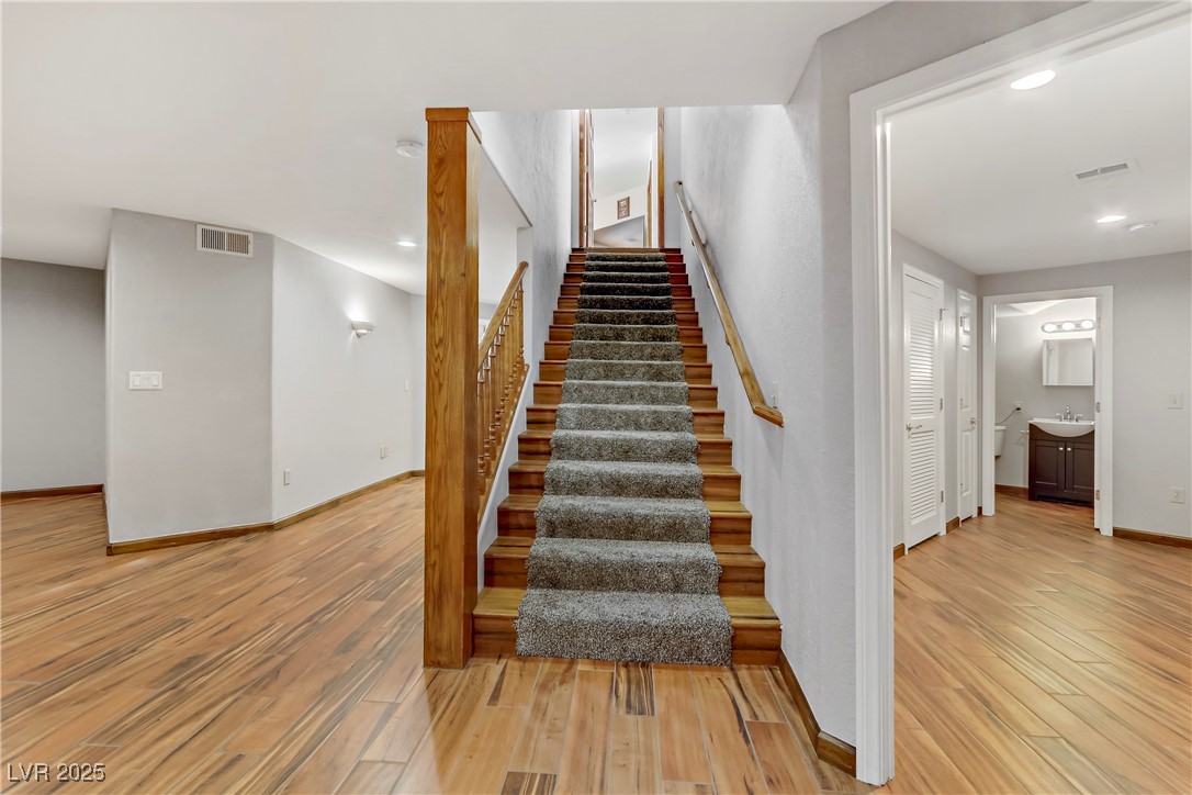 4075 East Oquendo Road Property Photo 46