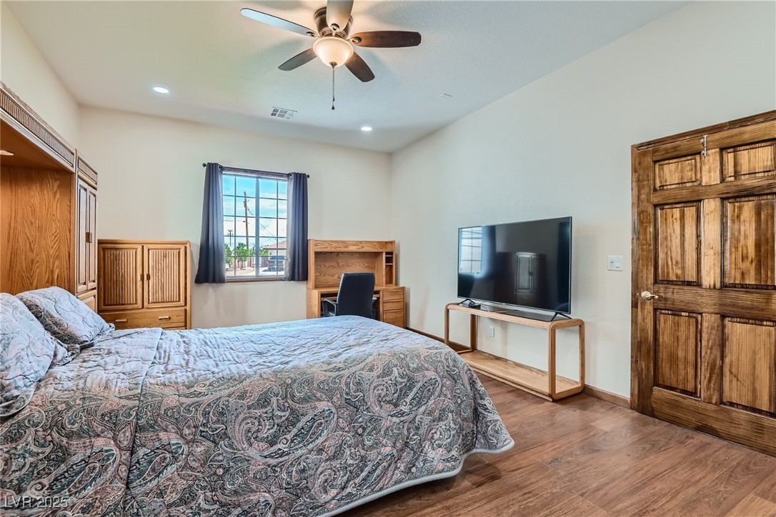 4075 East Oquendo Road Property Photo 52