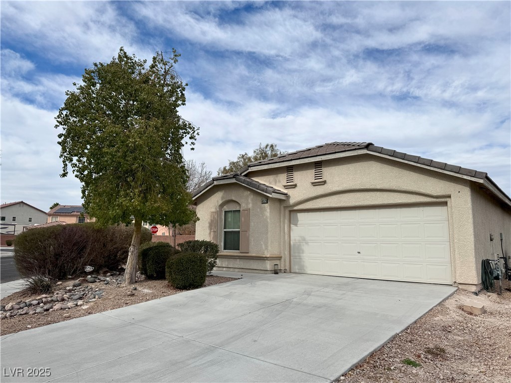 4928 Indigo Gorge Avenue Property Photo 3