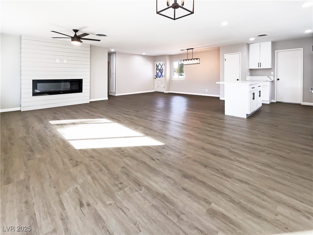 6421 Dinning Avenue Property Photo 3