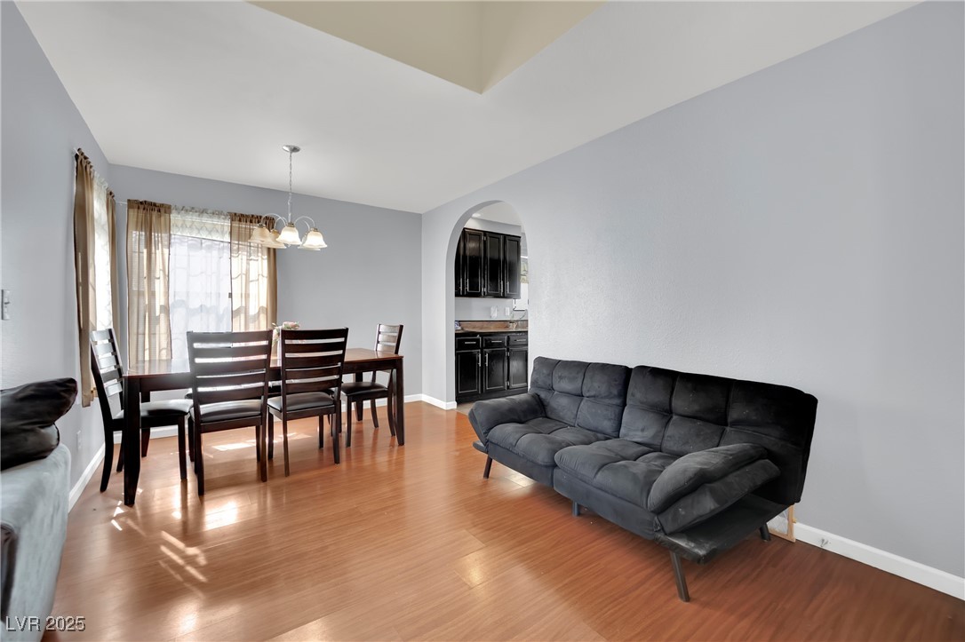 3916 Rhine Way Property Photo 11