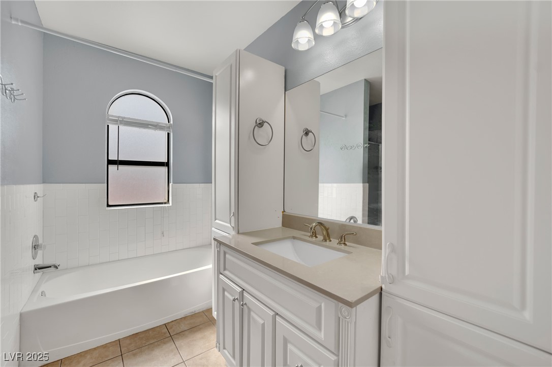 3916 Rhine Way Property Photo 27
