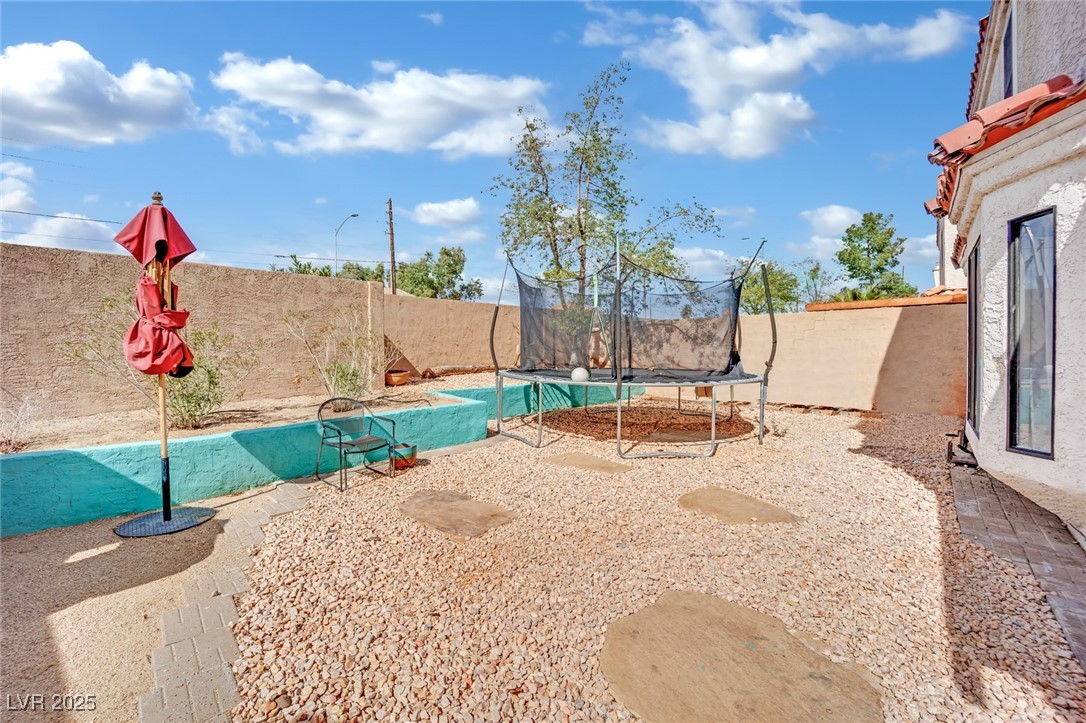 3916 Rhine Way Property Photo 36