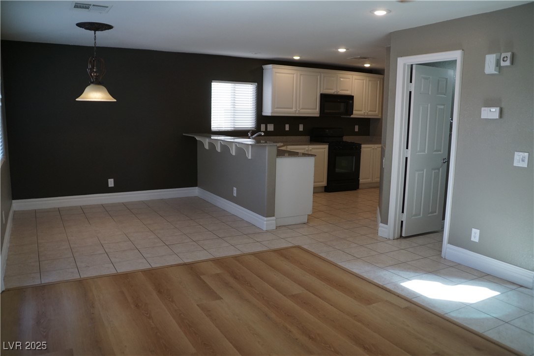 323 Dog Leg Drive Property Photo 7