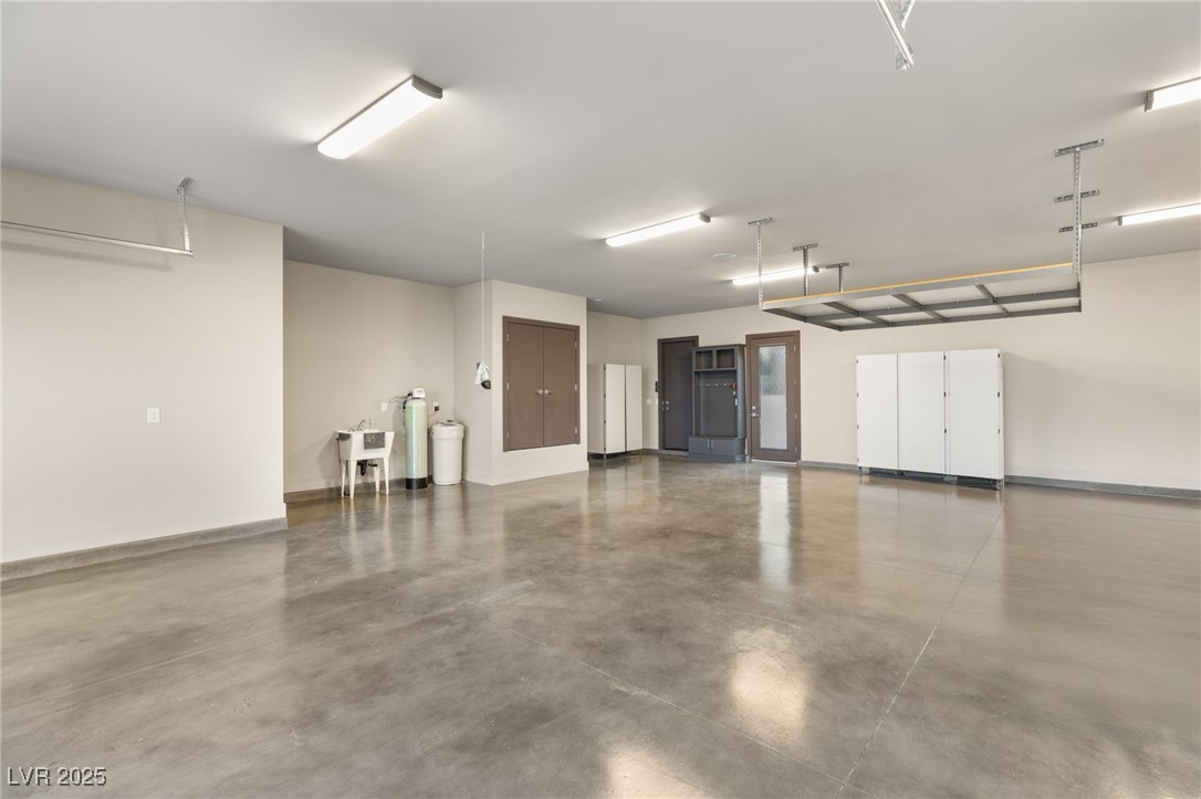 9729 Glistening Brook Court Property Photo 40