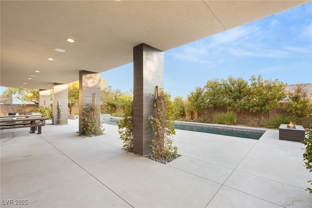 9729 Glistening Brook Court Property Photo 45