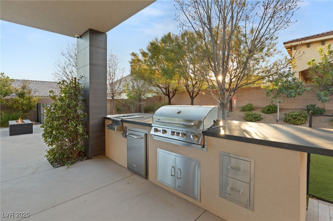 9729 Glistening Brook Court Property Photo 49