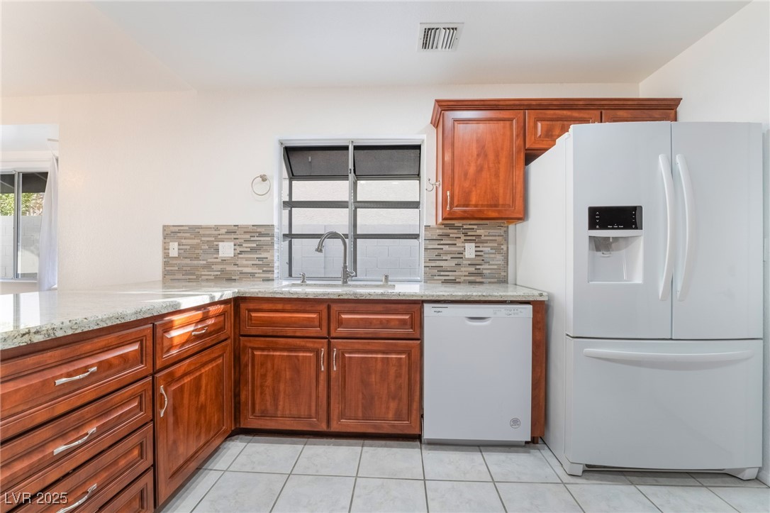 60 Reyburn Drive Property Photo 13