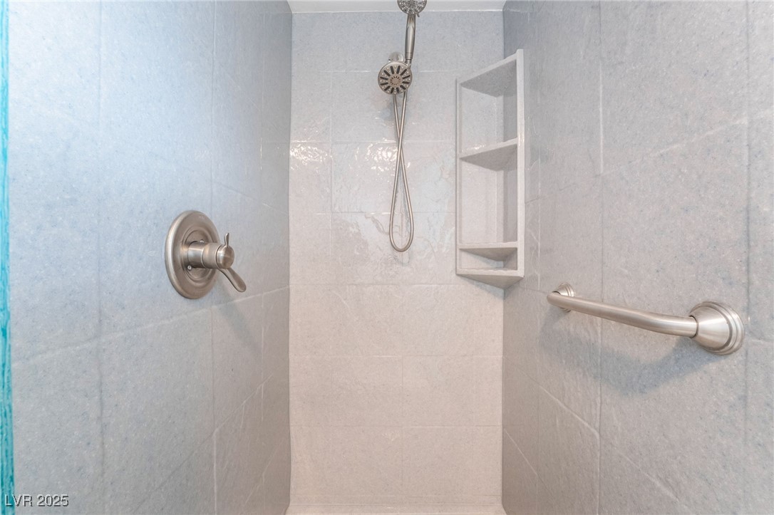 60 Reyburn Drive Property Photo 28