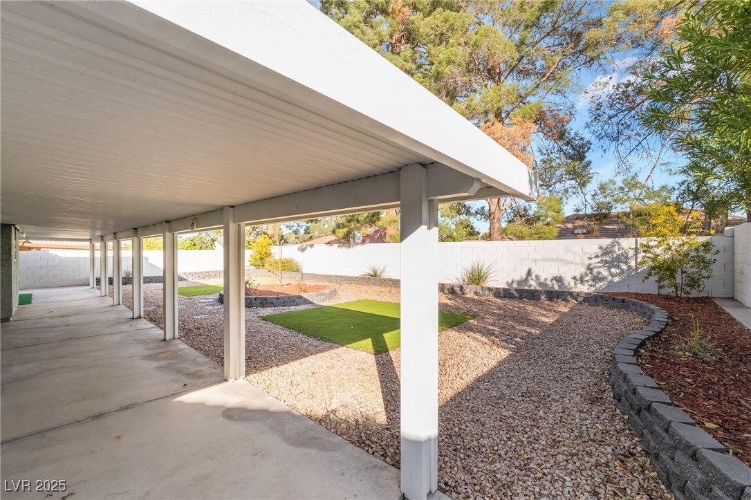 60 Reyburn Drive Property Photo 32