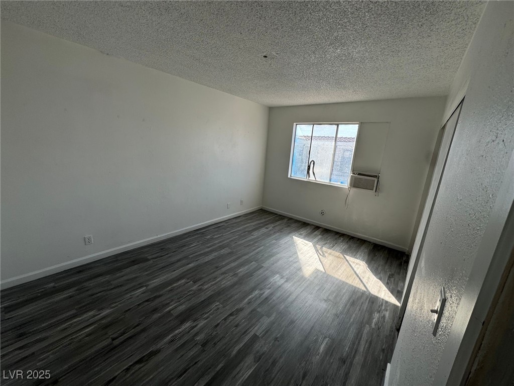 3615 Kolendo Court D Property Photo 12