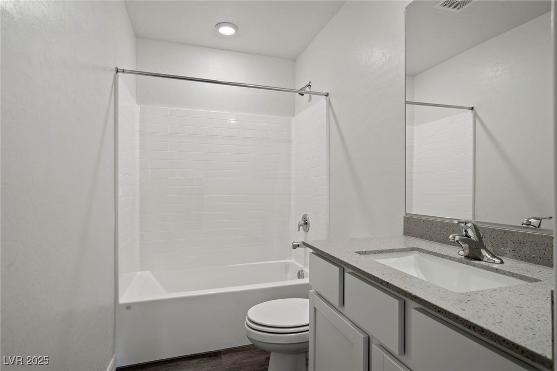 6737 Violet Cascade Avenue Property Photo 18