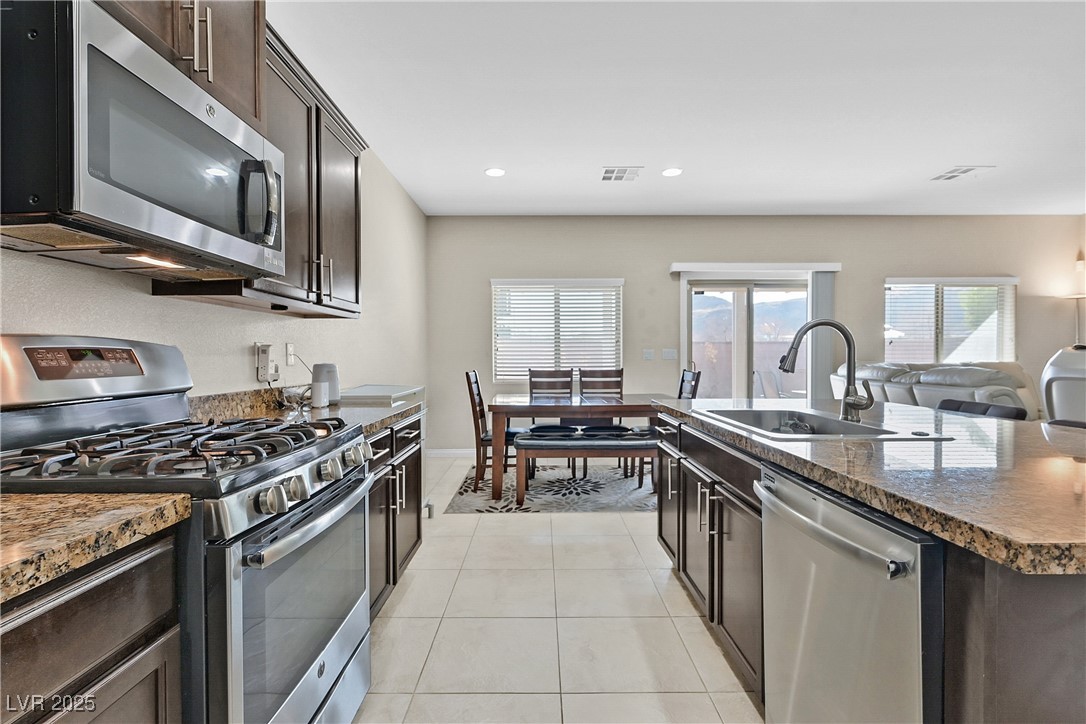 9413 Aggie Court Property Photo 7