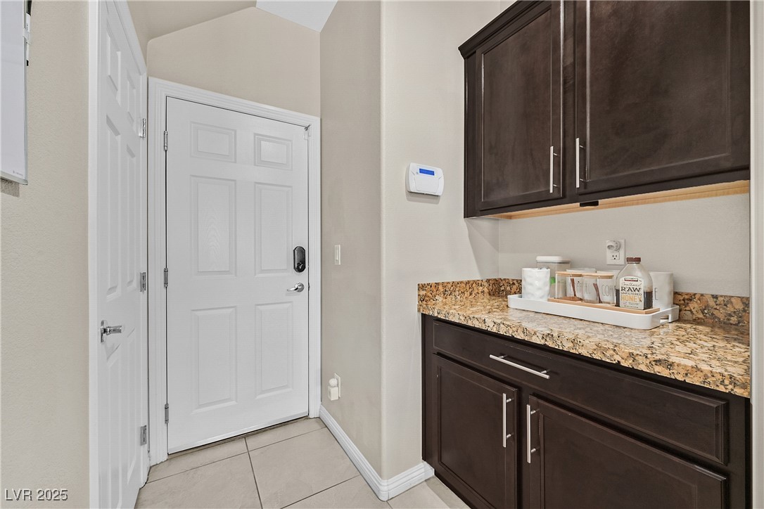 9413 Aggie Court Property Photo 8