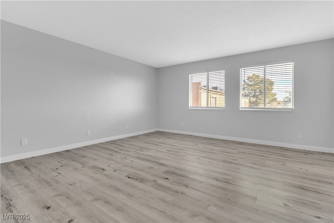 808 North Torrey Pines Drive Property Photo 17