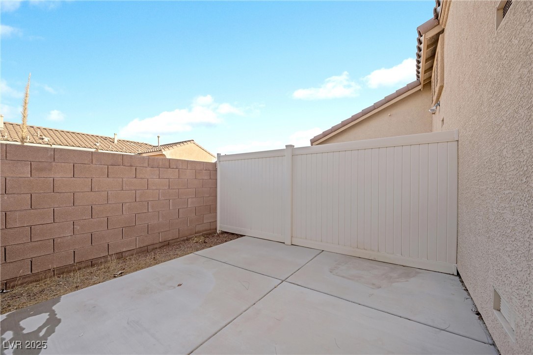 9304 Cranesbill Court Property Photo 26