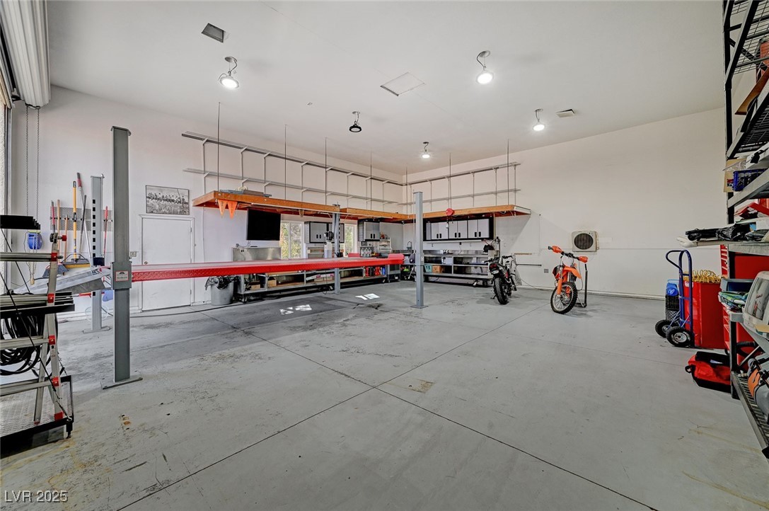 344 East Rush Avenue Property Photo 66