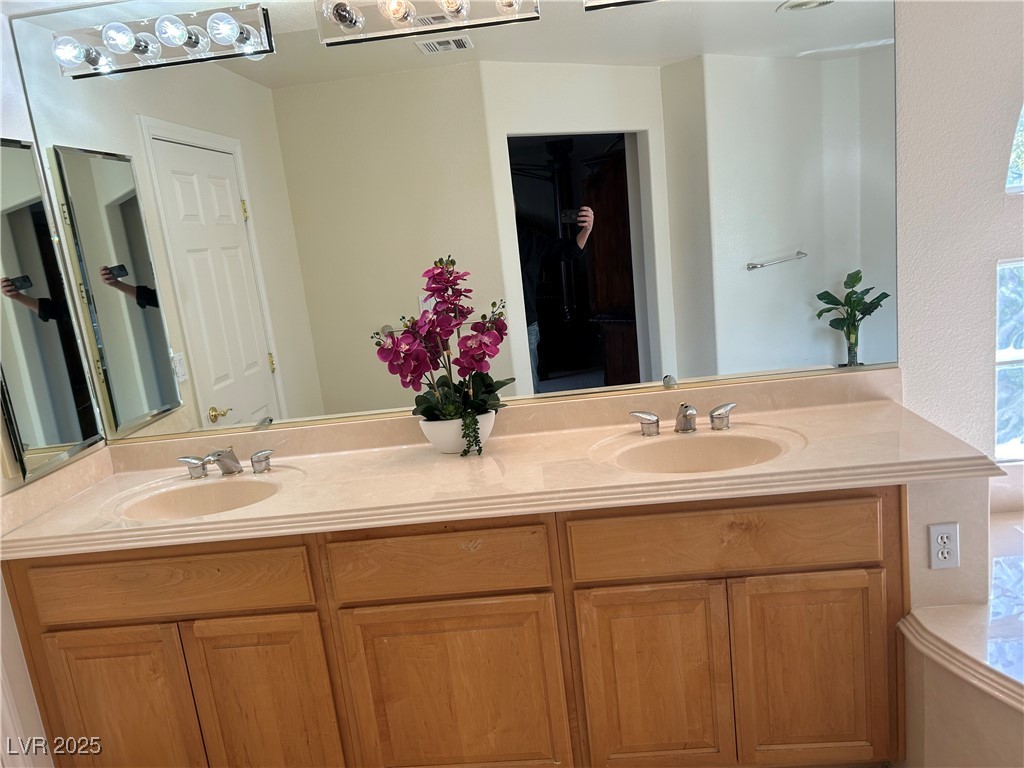 11118 Scotscraig Court Property Photo 32