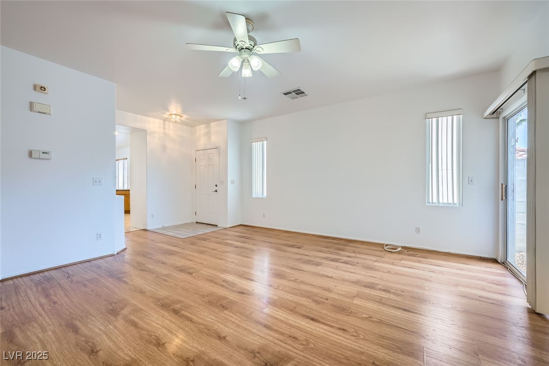 10529 Morning Drop Avenue Property Photo 8
