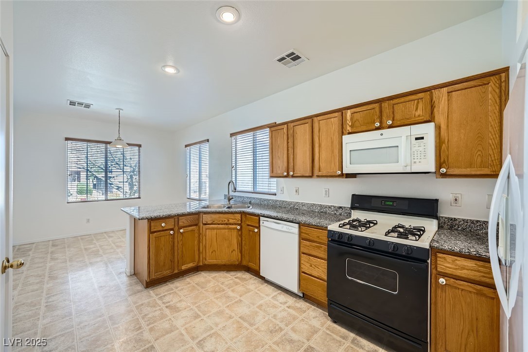 10529 Morning Drop Avenue Property Photo 9