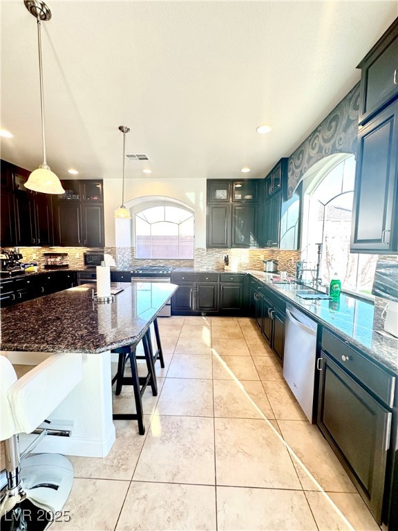 6205 Windy Oaks Court Property Photo 5