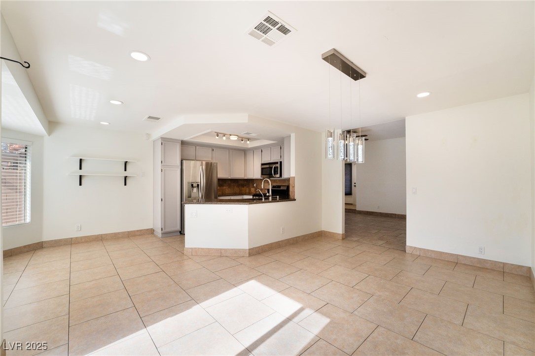 8917 Sail Bay Drive Property Photo 11
