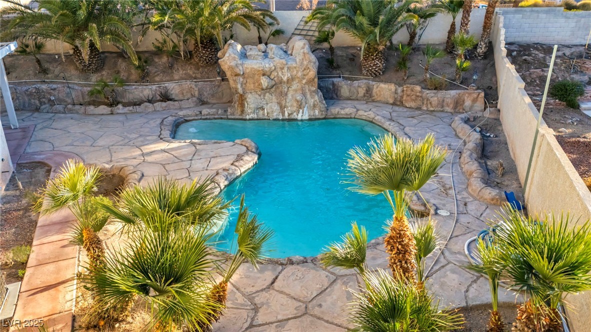 1 Rising Sun Court Property Photo 10