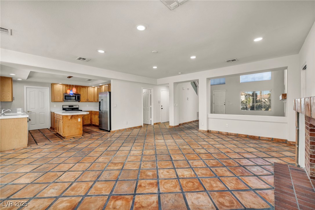 1 Rising Sun Court Property Photo 17