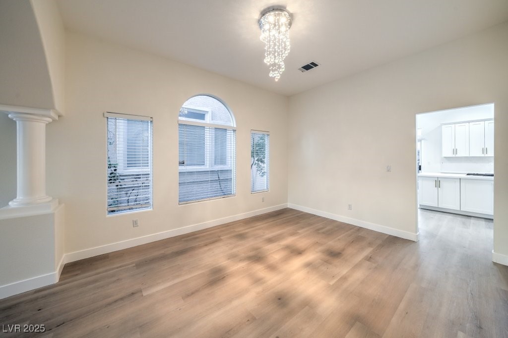 4664 Stuttgart Street Property Photo 8