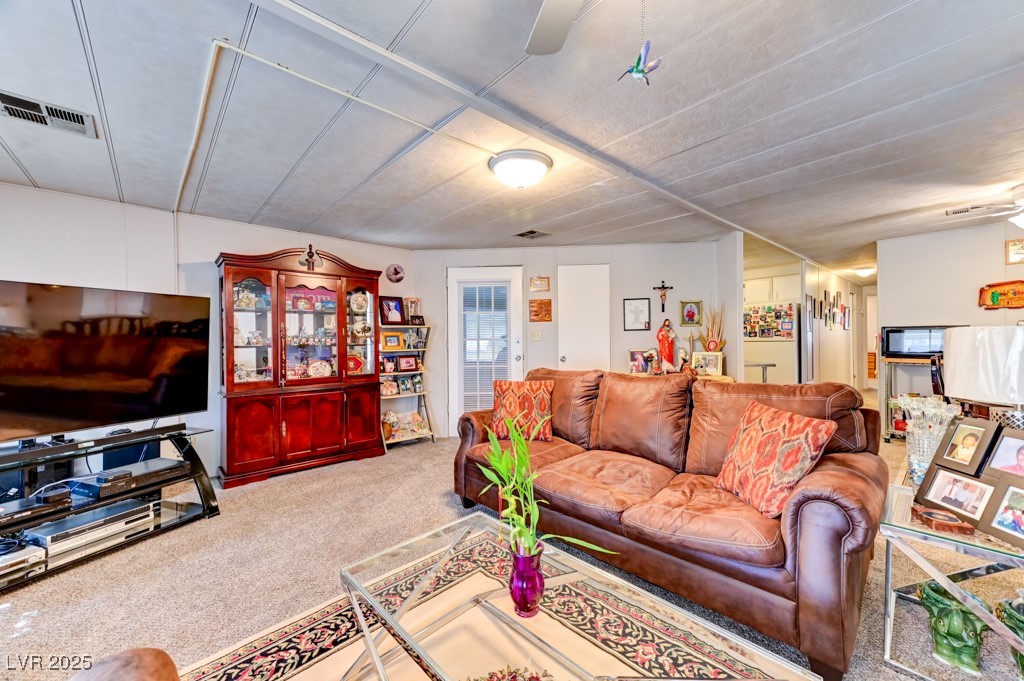 5036 Royal Avenue Property Photo 6