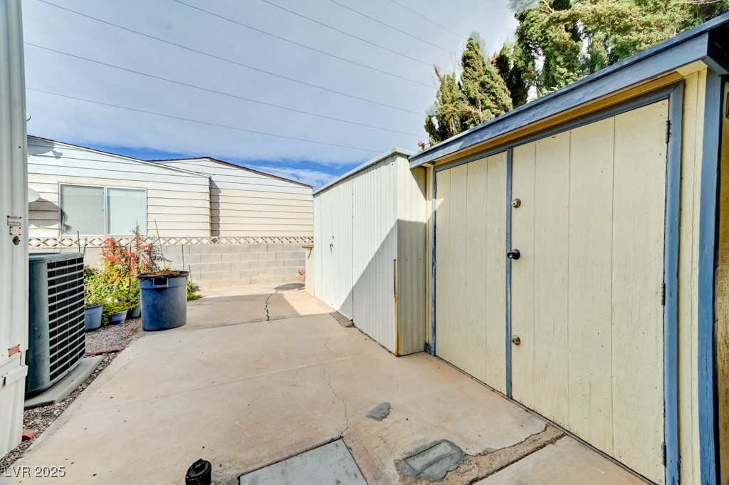 5036 Royal Avenue Property Photo 23