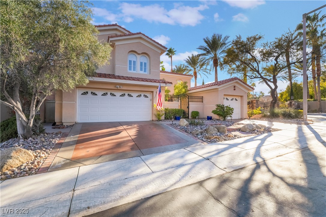 8225 Taos Paseo Avenue Property Photo 3
