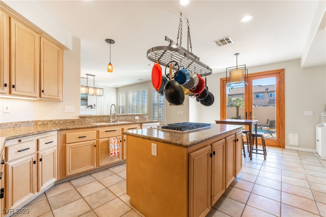 8225 Taos Paseo Avenue Property Photo 12