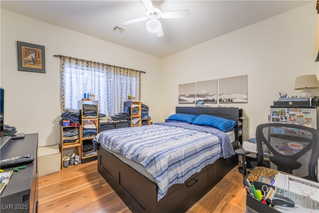 8225 Taos Paseo Avenue Property Photo 18