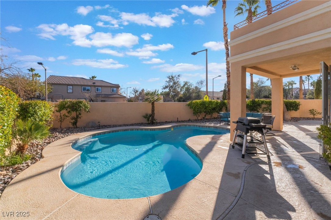 8225 Taos Paseo Avenue Property Photo 43