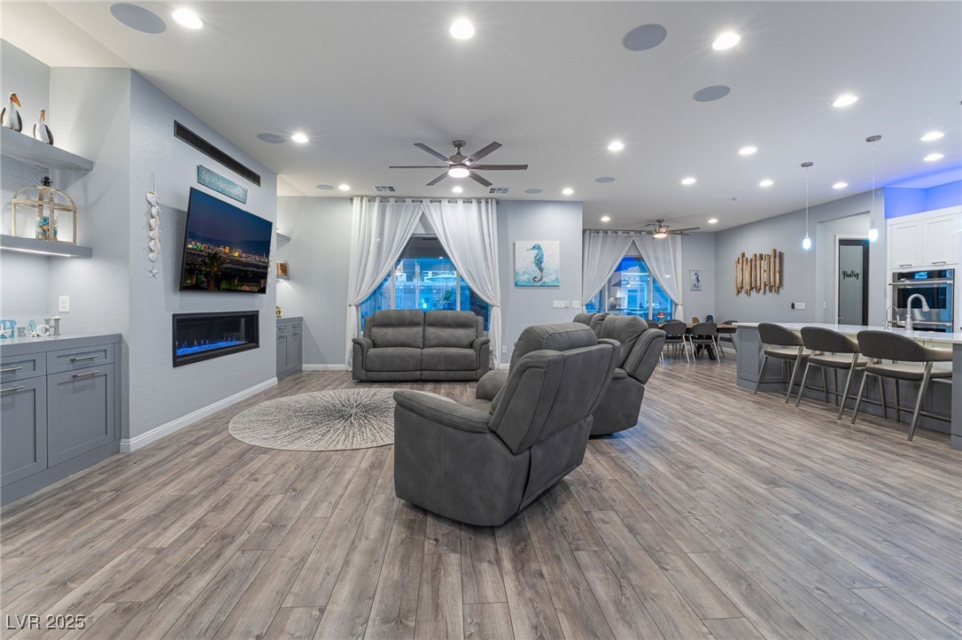5865 Alice Landing Court Property Photo 13