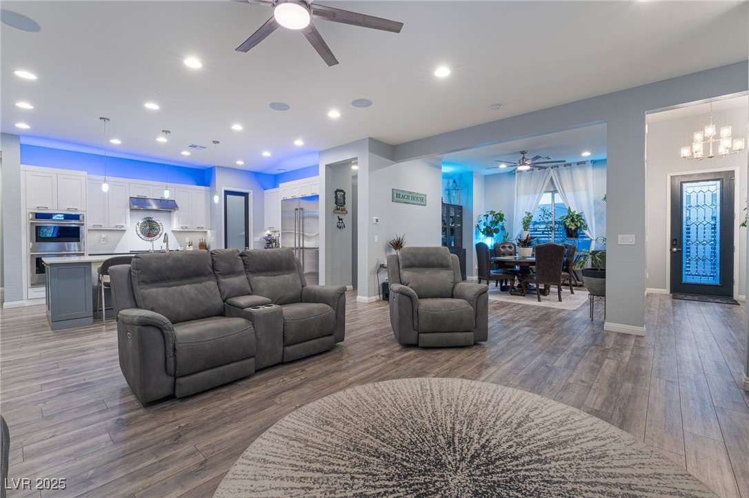 5865 Alice Landing Court Property Photo 14