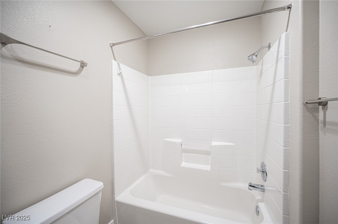 10121 Hemet Drive Property Photo 23