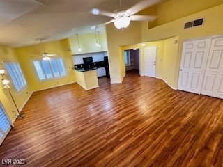 7231 Indian Creek Lane 204 Property Photo 5