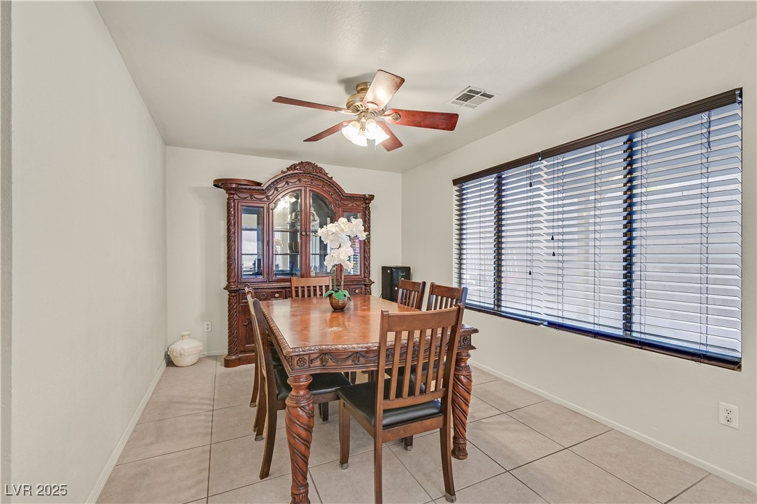9563 Grapeland Avenue Property Photo 11