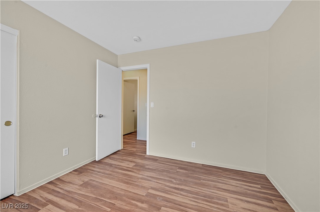 9563 Grapeland Avenue Property Photo 16