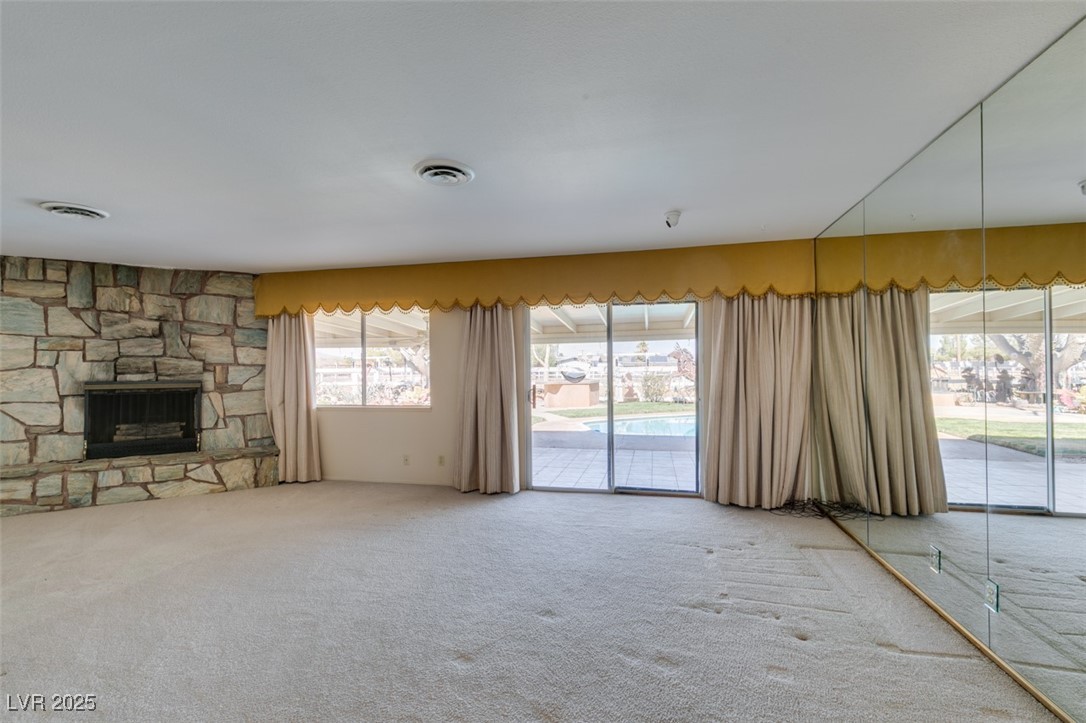 4530 West Maulding Avenue Property Photo 12