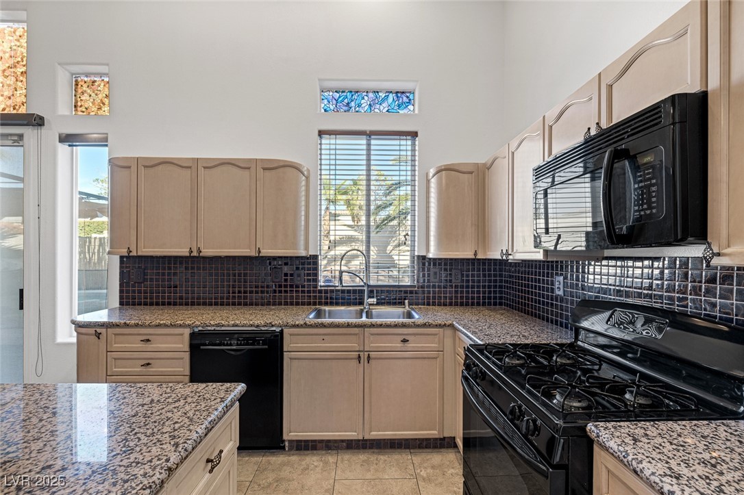 4852 Stavanger Lane Property Photo 17