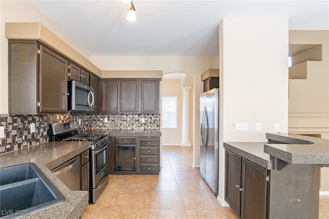 8791 Arawana Place Property Photo 9