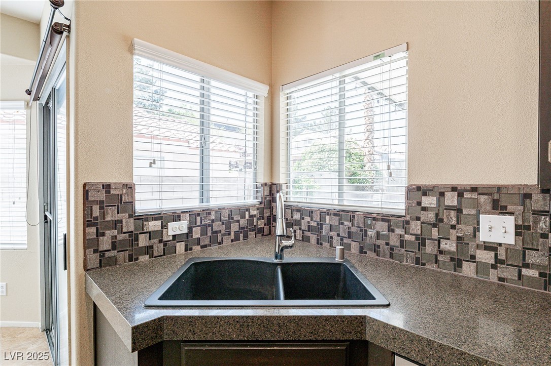 8791 Arawana Place Property Photo 12